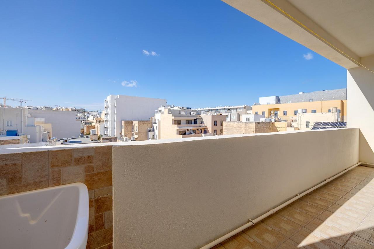 Perfect Location Idyllic 2Br Apartment Sliema Kültér fotó
