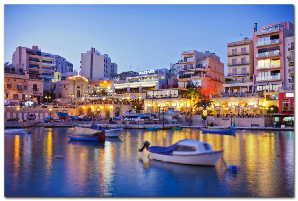 Perfect Location Idyllic 2Br Apartment Sliema Kültér fotó